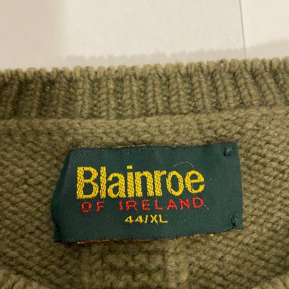 Fine Irish Wool Sweater Made in Ireland - Picture 3 of 6